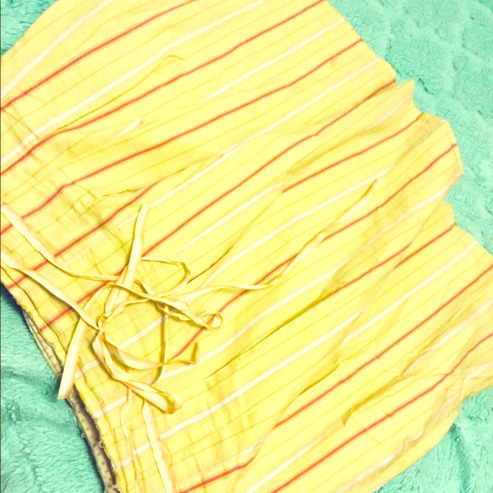 Old navy skirt mid to mini